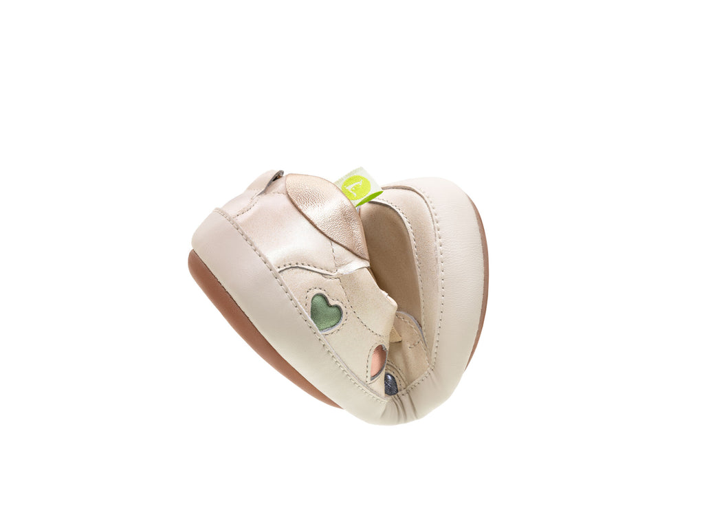 Champion barefoot Love 4 All