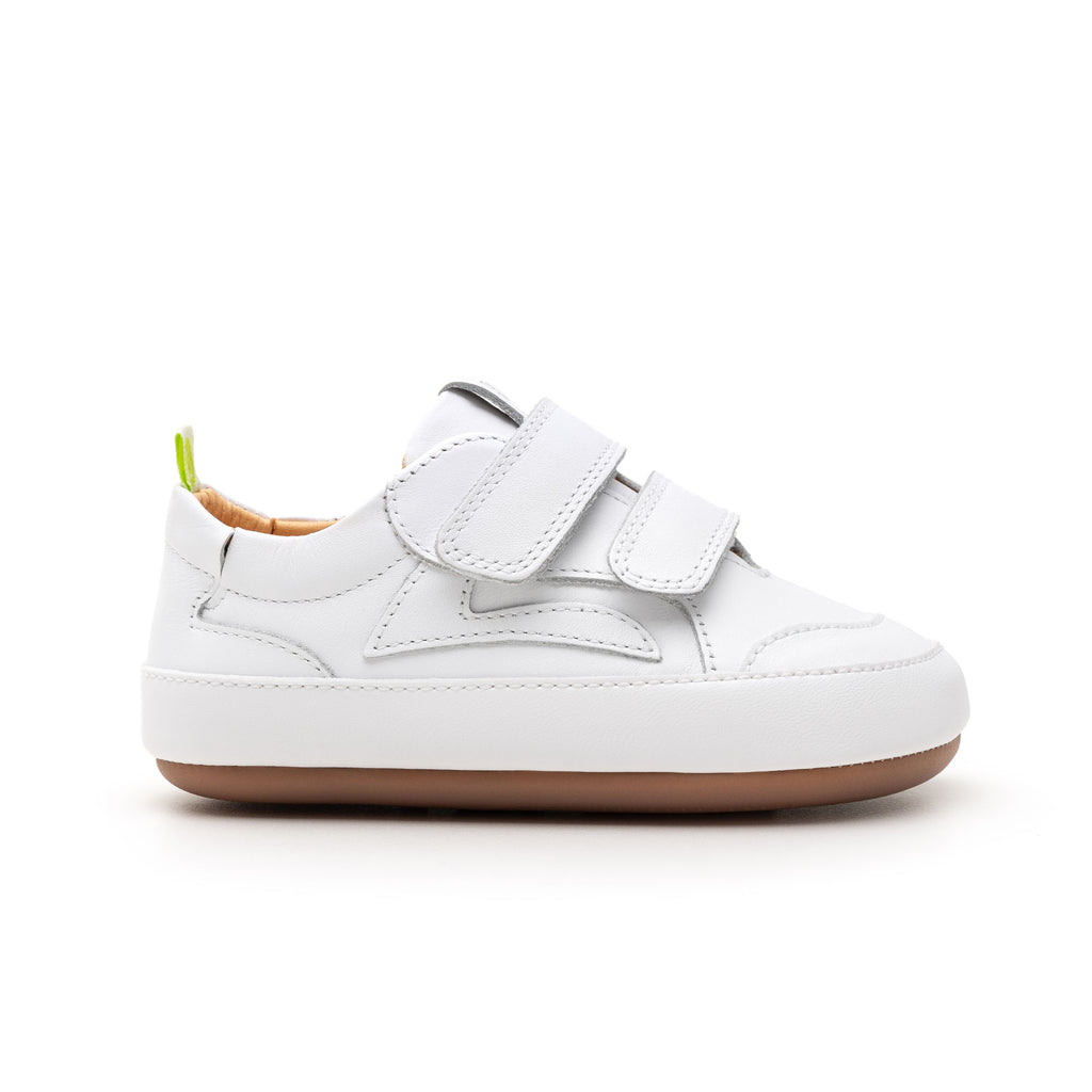 Champion barefoot Landy