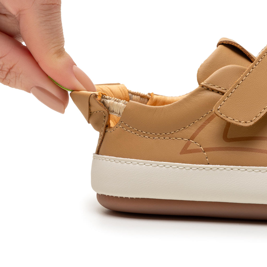 Champion barefoot Outline Marron