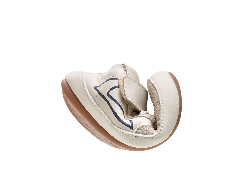 Champion barefoot Outline Marfil