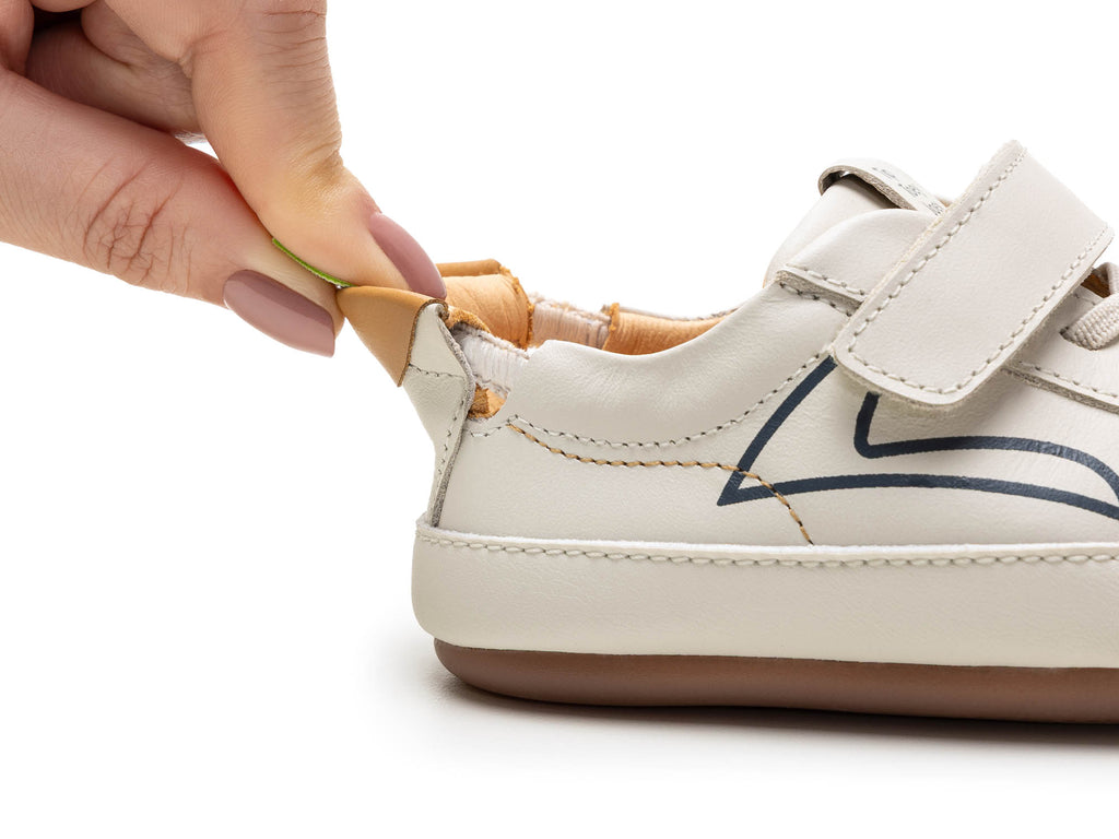Champion barefoot Outline Marfil
