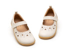 Chatita barefoot sweetheart