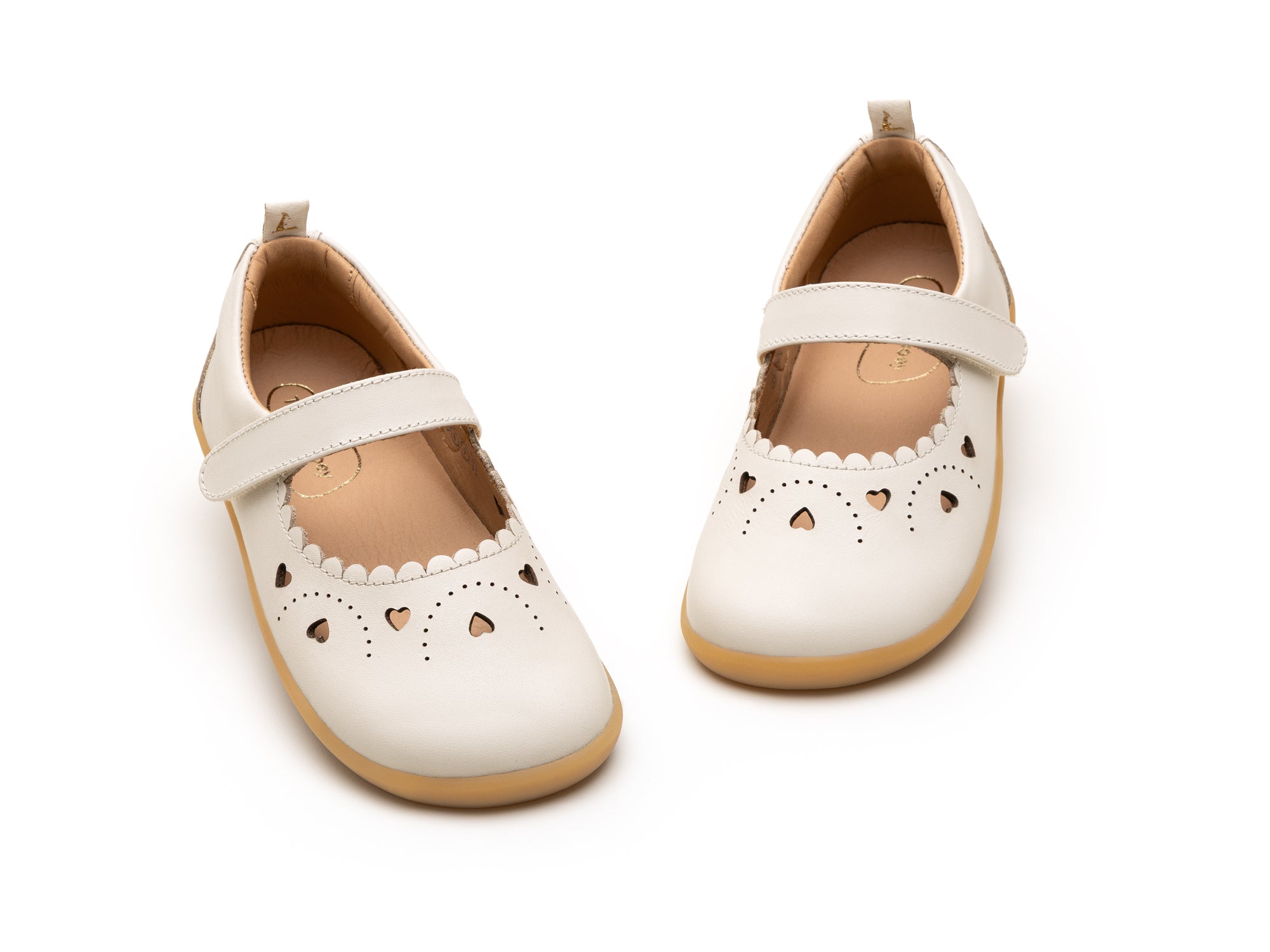 Chatita barefoot sweetheart