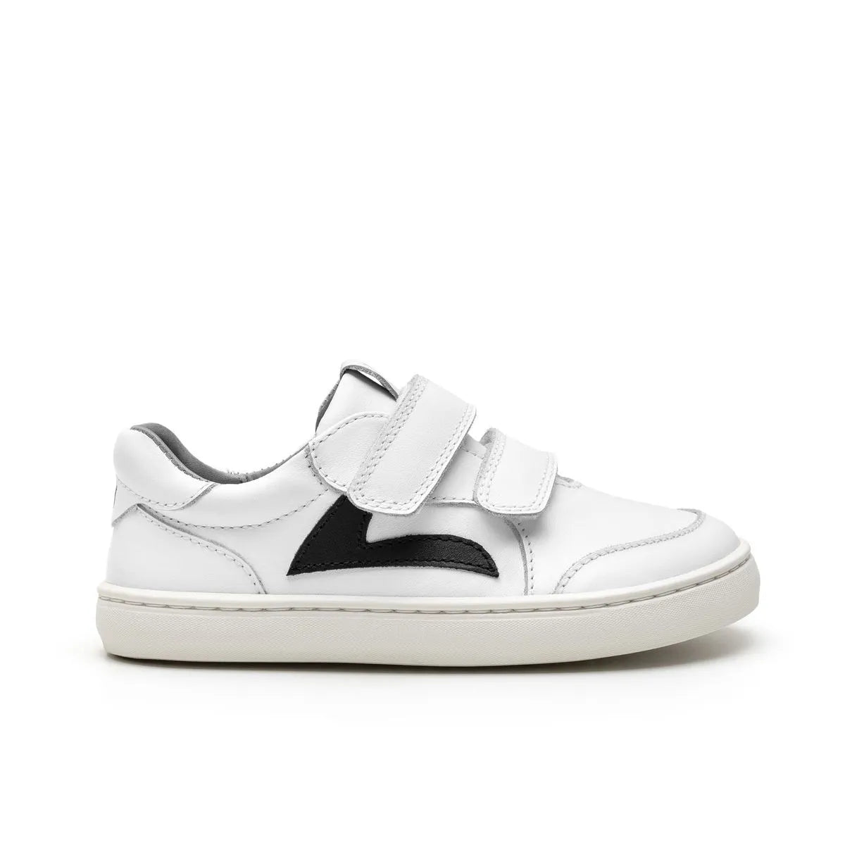 Landy White-Black