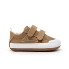 Champion Barefoot Bossy Green Almendra