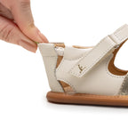 Sandalia Barefoot Criss Cross Tapioca